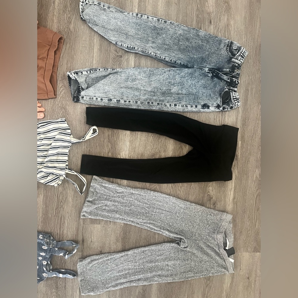 Girls size 7-10 clothes bundle.